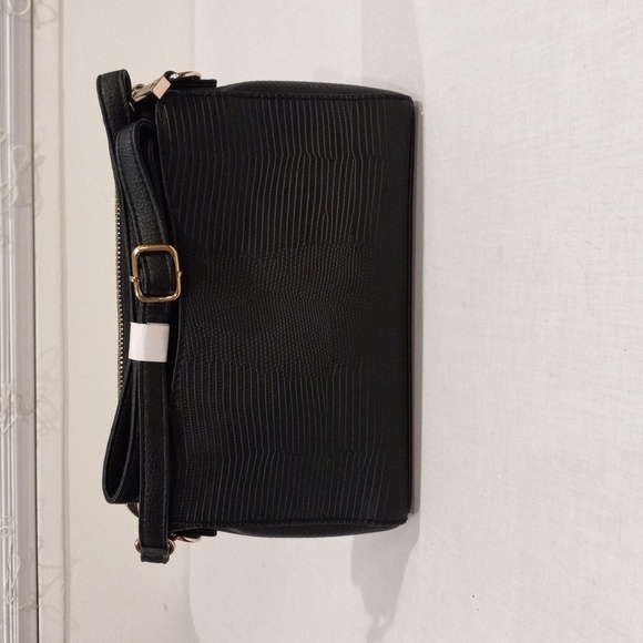 Crossbody - Picture 2 of 14